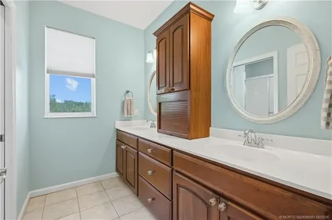 1859 NE Victorian Lane Jensen Beach FL 34957