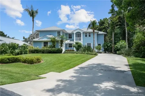 1859 NE Victorian Lane Jensen Beach FL 34957