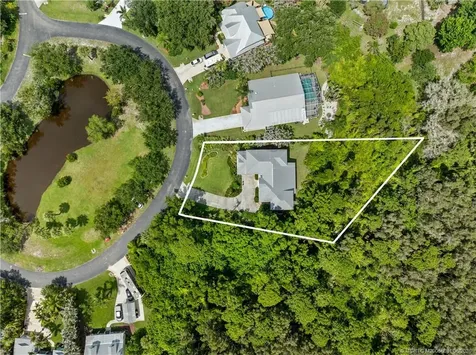 1859 NE Victorian Lane Jensen Beach FL 34957