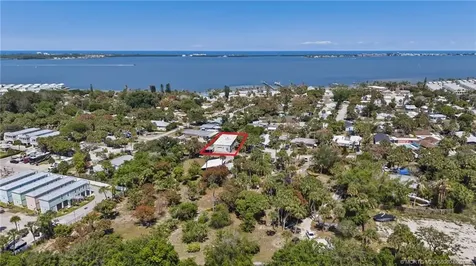 2653 NE Palm Avenue Jensen Beach FL 34957