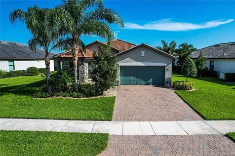 466 SE Vallarta Drive Port St Lucie FL 34984