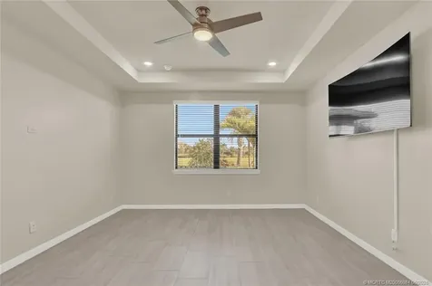 466 SE Vallarta Drive Port St Lucie FL 34984
