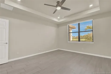 466 SE Vallarta Drive Port St Lucie FL 34984