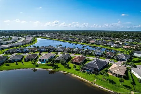 466 SE Vallarta Drive Port St Lucie FL 34984