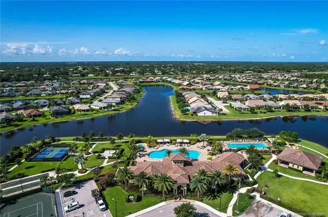 466 SE Vallarta Drive Port St Lucie FL 34984