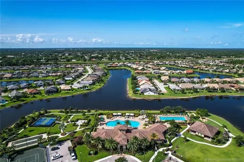 466 SE Vallarta Drive Port St Lucie FL 34984