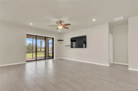 466 SE Vallarta Drive Port St Lucie FL 34984