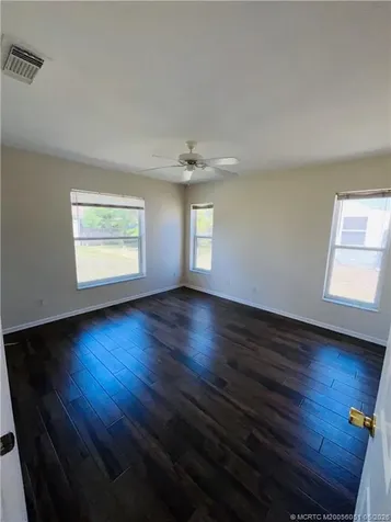 419 SW Meadow Terrace Port St Lucie FL 34984