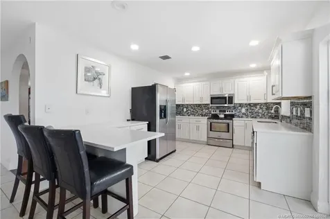 1007 SE Euclid Lane Fort Pierce FL 34983