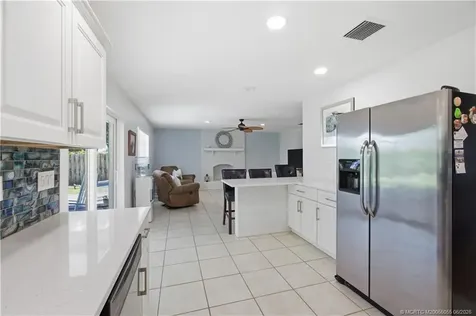 1007 SE Euclid Lane Fort Pierce FL 34983