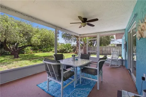 1007 SE Euclid Lane Fort Pierce FL 34983