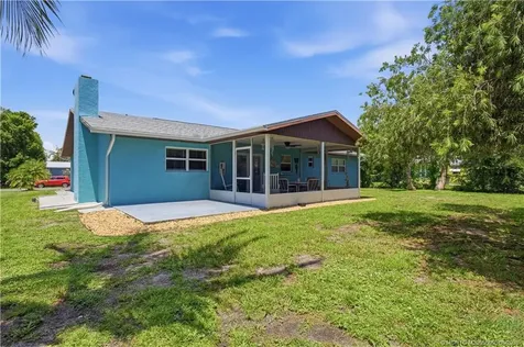 1007 SE Euclid Lane Fort Pierce FL 34983