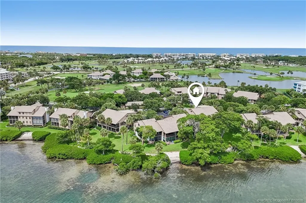 250 NE Edgewater Drive Stuart FL 34996