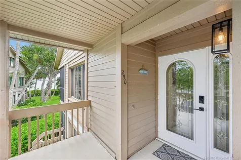 250 NE Edgewater Drive Stuart FL 34996