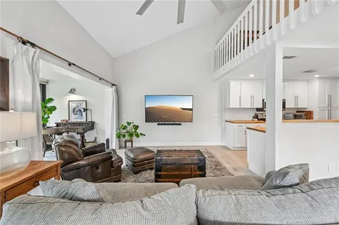 250 NE Edgewater Drive Stuart FL 34996