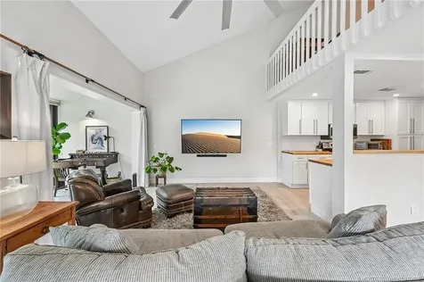 250 NE Edgewater Drive Stuart FL 34996