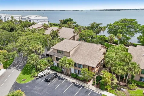 250 NE Edgewater Drive Stuart FL 34996
