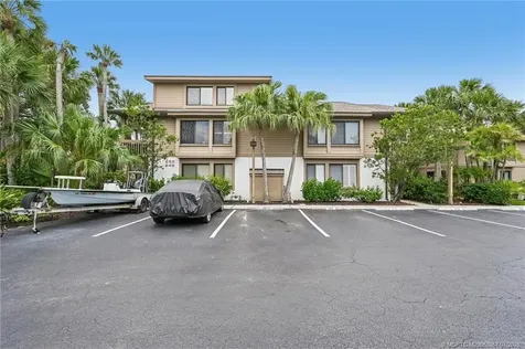 250 NE Edgewater Drive Stuart FL 34996