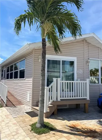829 Nettles Boulevard Jensen Beach FL 34957