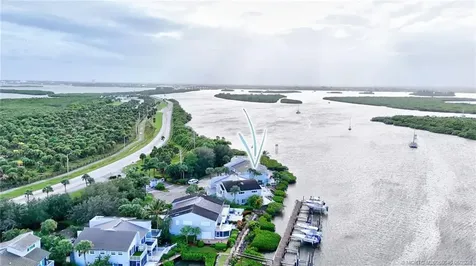 2408 Harbour Cove Drive Hutchinson Island FL 34949