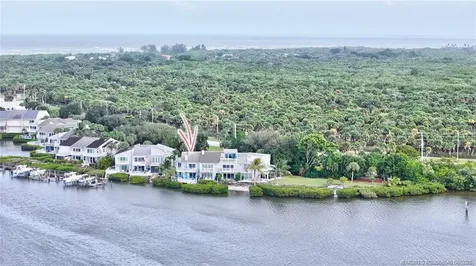2408 Harbour Cove Drive Hutchinson Island FL 34949