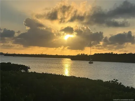 2408 Harbour Cove Drive Hutchinson Island FL 34949