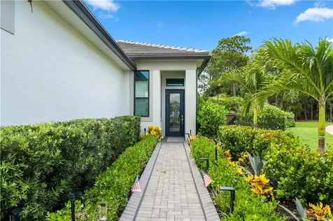 168 SE Strada Cervaro Port St Lucie FL 34952