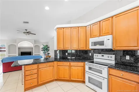 524 SE Nome Drive Port St Lucie FL 34984