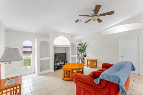 524 SE Nome Drive Port St Lucie FL 34984
