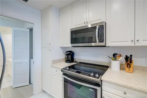 411 NE Plantation Road Stuart FL 34996