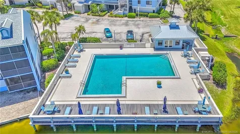 40 NE Plantation Road Stuart FL 34996