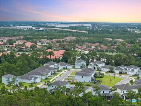 208 SW Pomeroy Street Stuart FL 34997