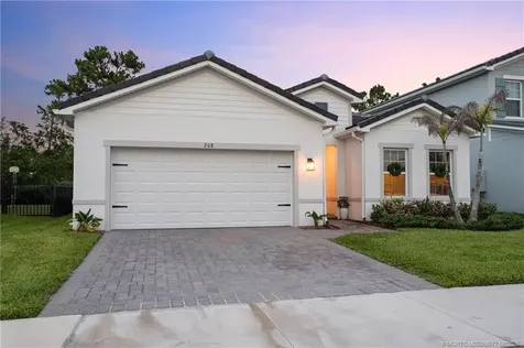 208 SW Pomeroy Street Stuart FL 34997