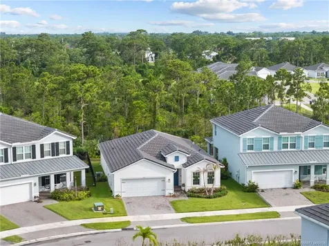208 SW Pomeroy Street Stuart FL 34997