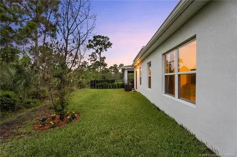 208 SW Pomeroy Street Stuart FL 34997