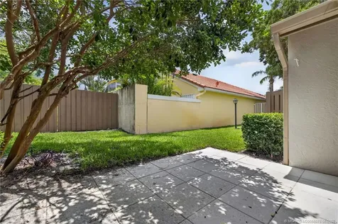 2084 SW Silver Pine Way Palm City FL 34990