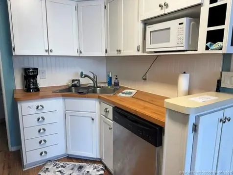 550 Nettles Boulevard Jensen Beach FL 34957