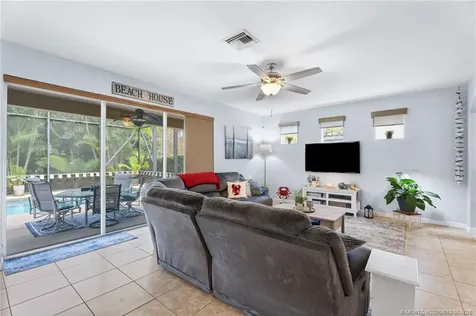 5935 SE Crooked Oak Avenue Hobe Sound FL 33455