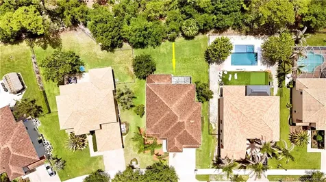5413 SW Honeysuckle Court Palm City FL 34990