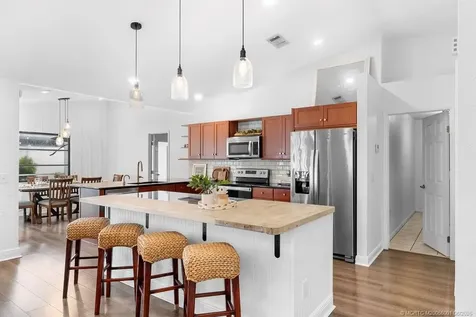 5068 SE Major Way Stuart FL 34997