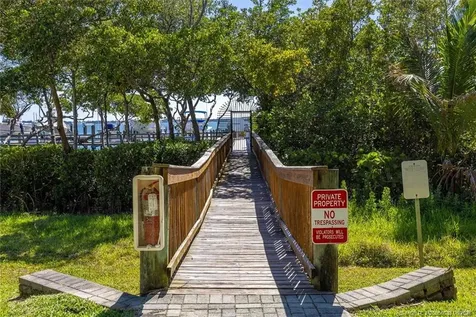 1004 Mariner Bay Boulevard Fort Pierce FL 34949