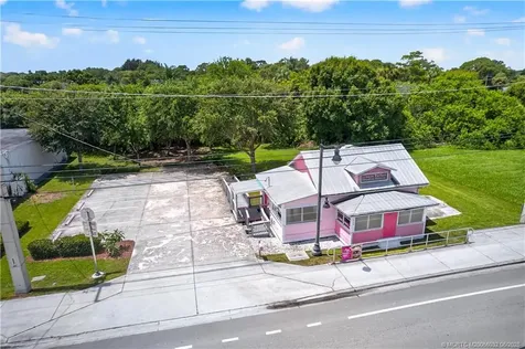 1005 W Midway Road Fort Pierce FL 34982