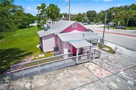 1005 W Midway Road Fort Pierce FL 34982