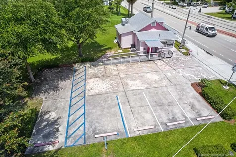 1005 W Midway Road Fort Pierce FL 34982