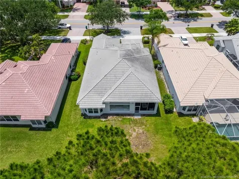 623 SW Lake Charles Circle Port St Lucie FL 34986