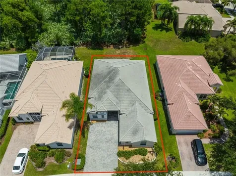623 SW Lake Charles Circle Port St Lucie FL 34986