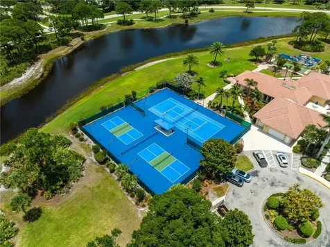 623 SW Lake Charles Circle Port St Lucie FL 34986