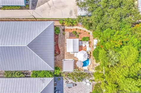 412 SW Akron Avenue Stuart FL 34994