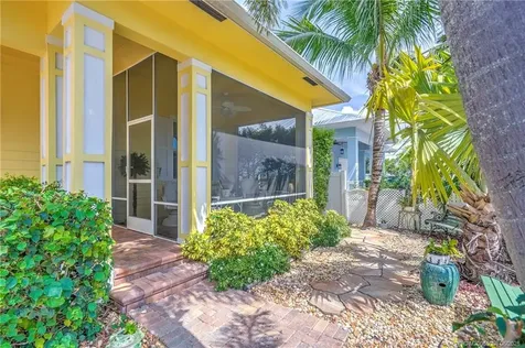 412 SW Akron Avenue Stuart FL 34994