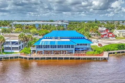 412 SW Akron Avenue Stuart FL 34994